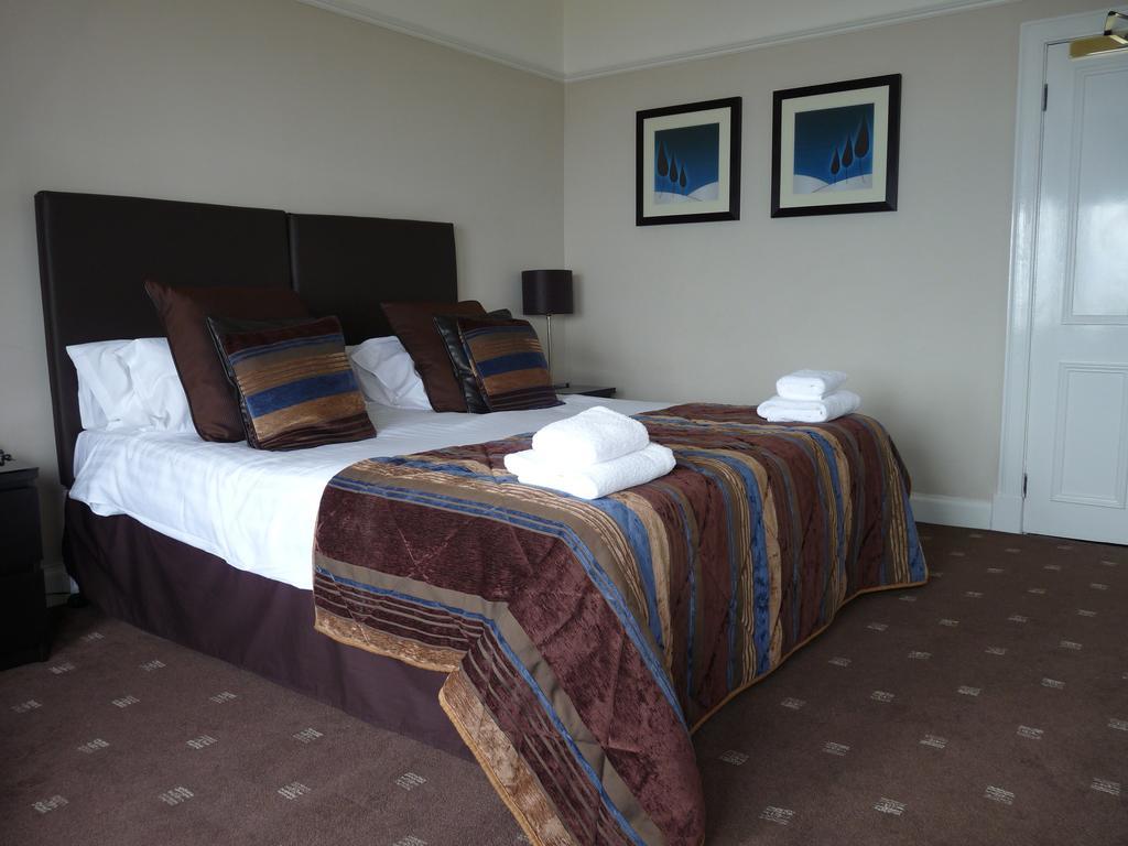 The Spinnaker Hotel Gourock Rum bild